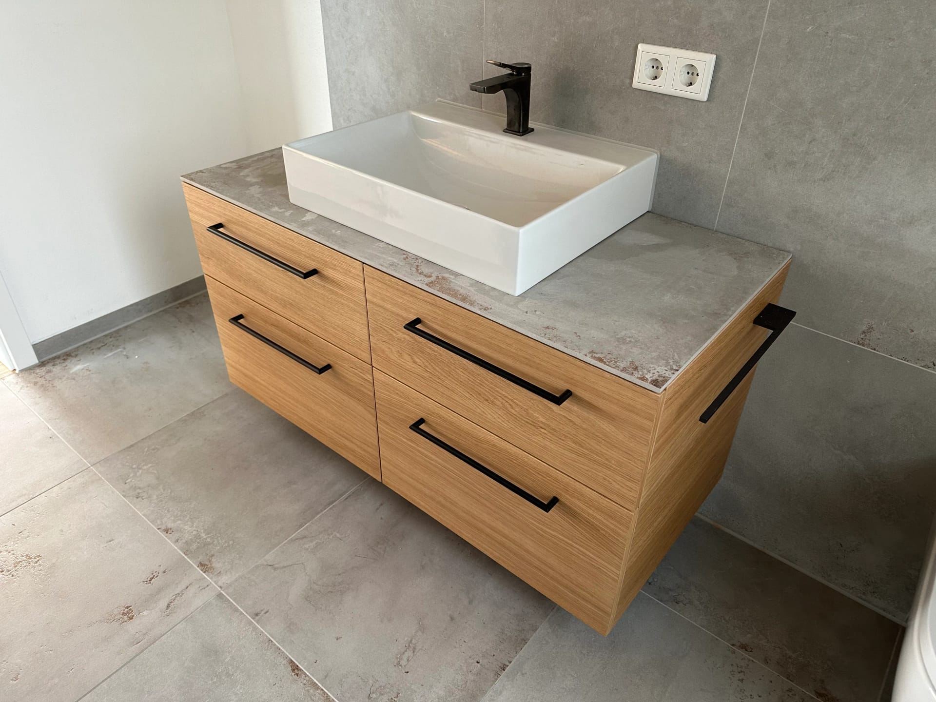 Referenzbild Badmöbel